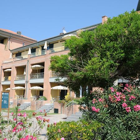 Continental Resort Tirrenia Ngoại thất bức ảnh