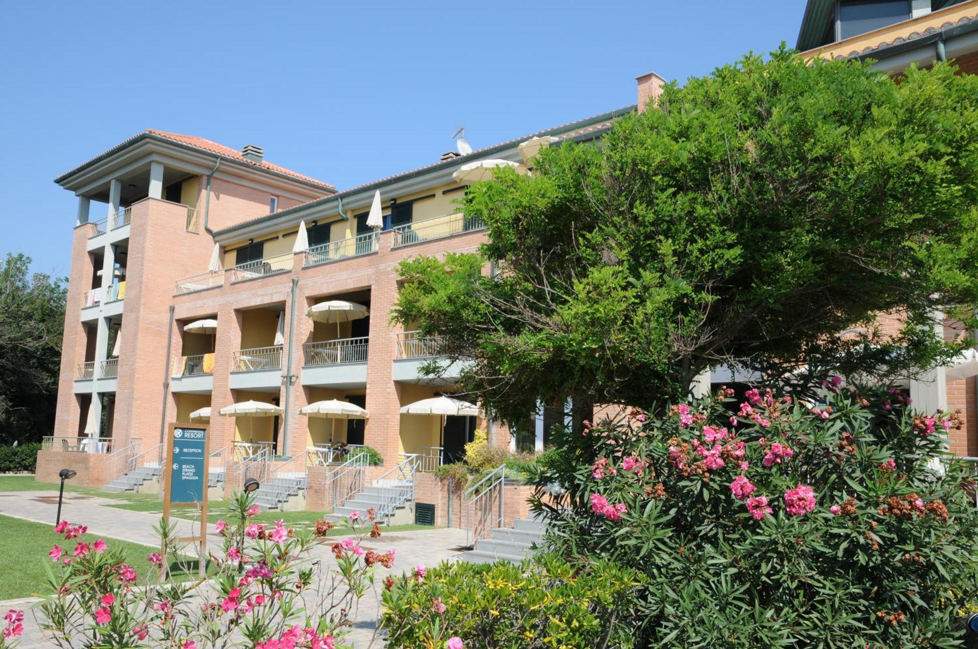Continental Resort Tirrenia Ngoại thất bức ảnh