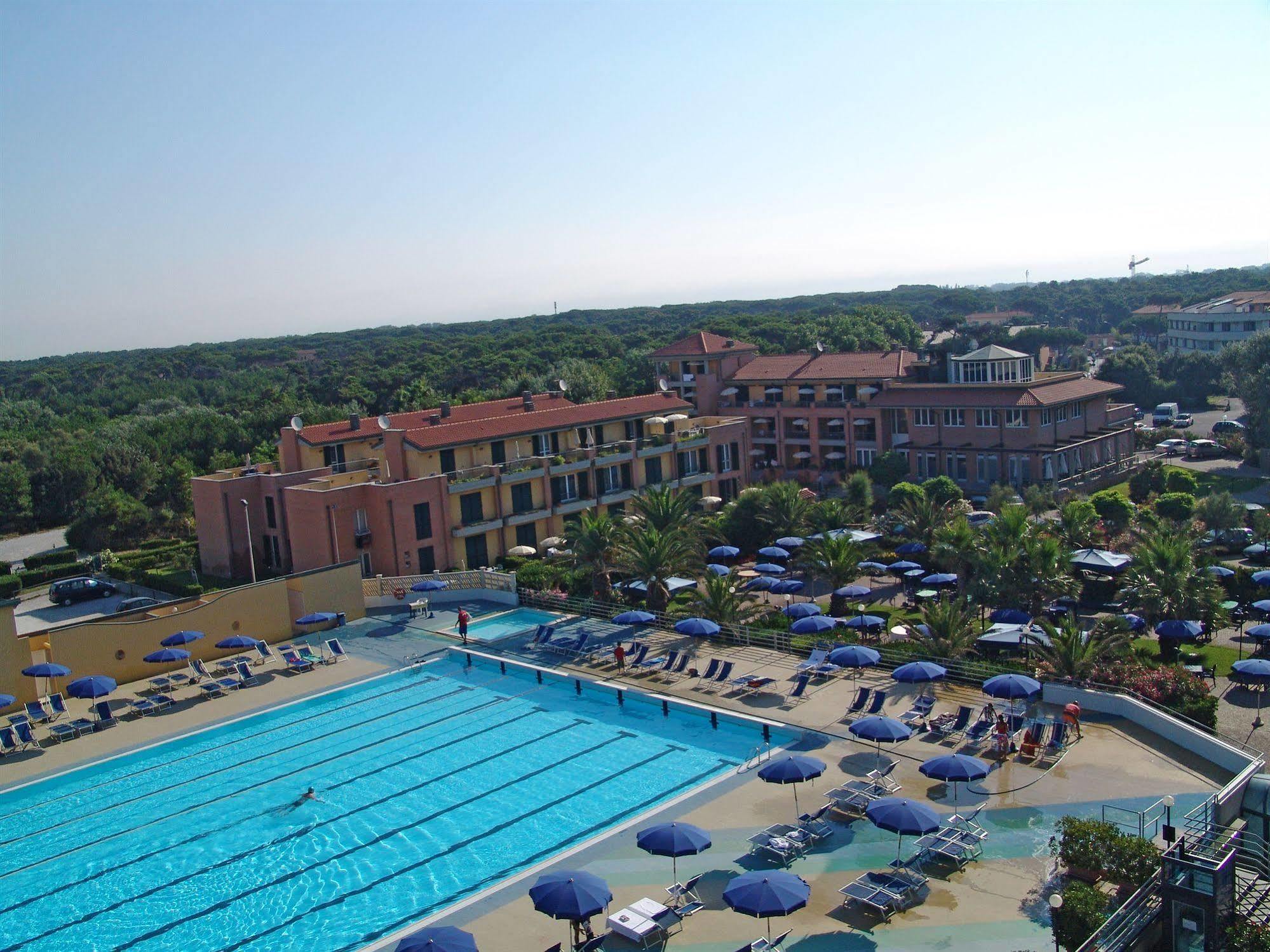 Continental Resort Tirrenia Ngoại thất bức ảnh